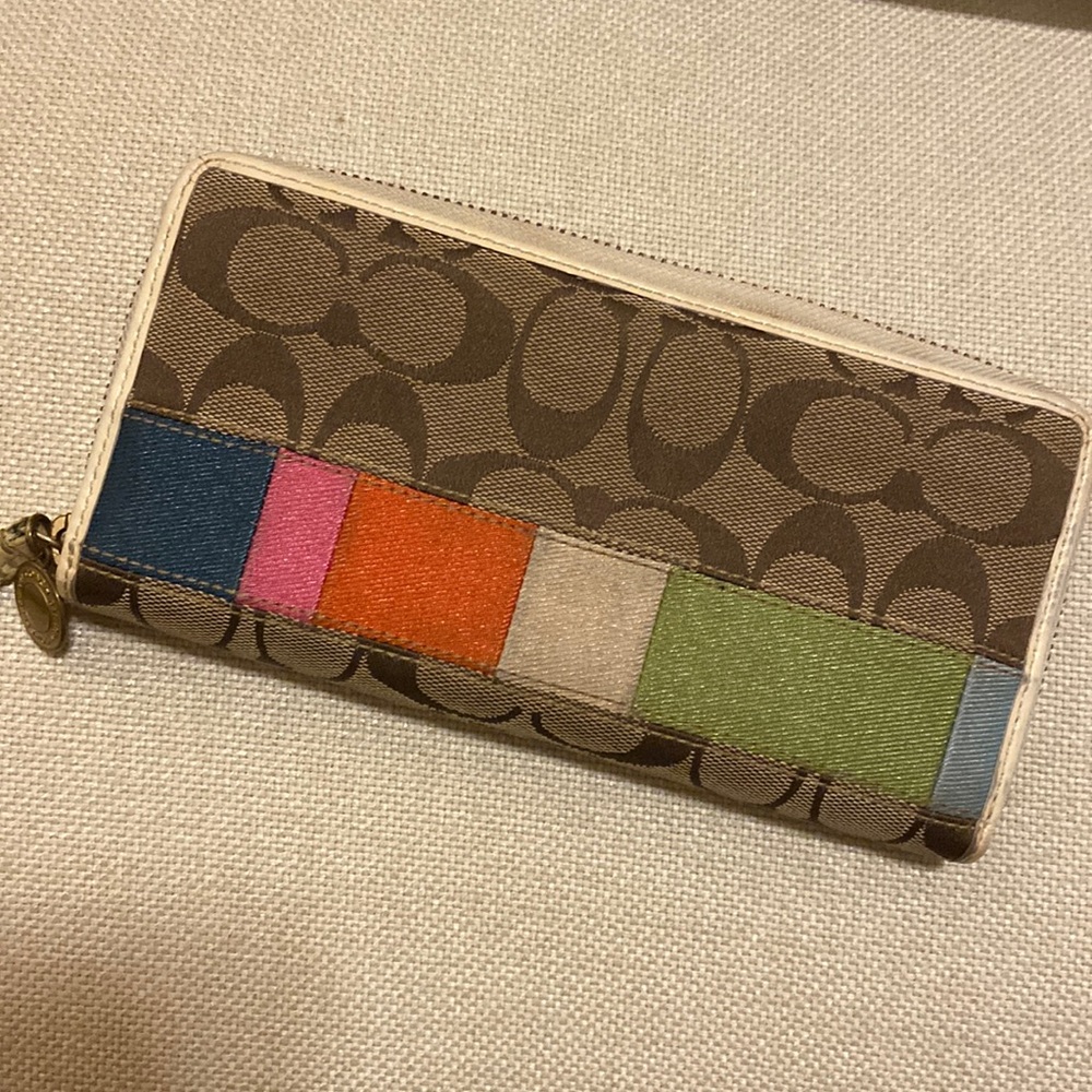 Coach wallet